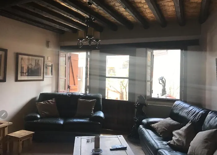 Semesterbostad Clover *