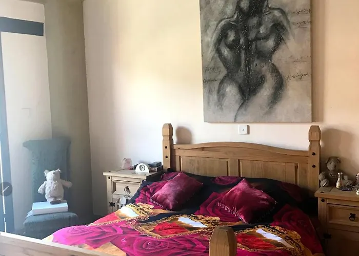 Clover Semesterbostad *